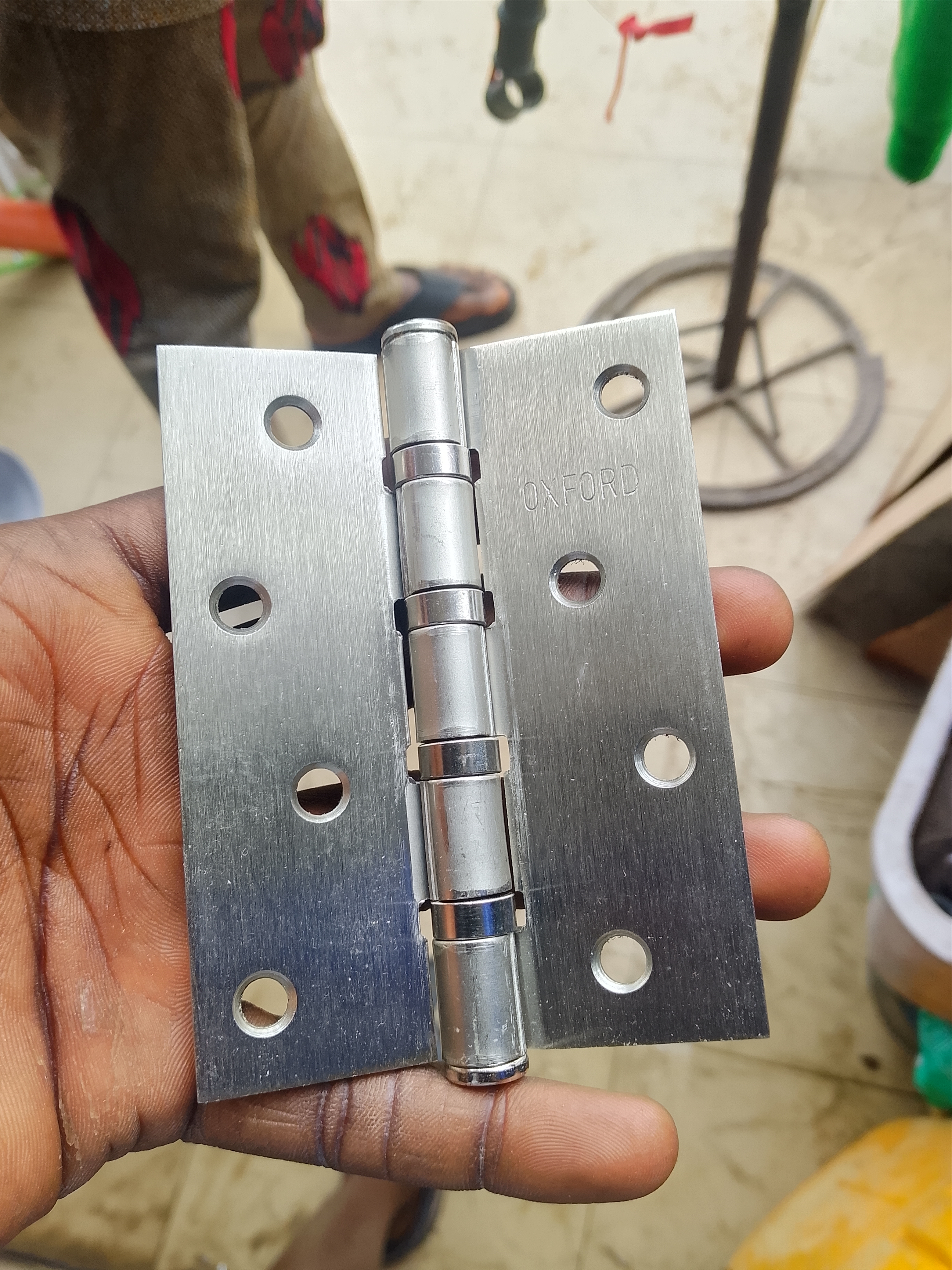 4" Hinges