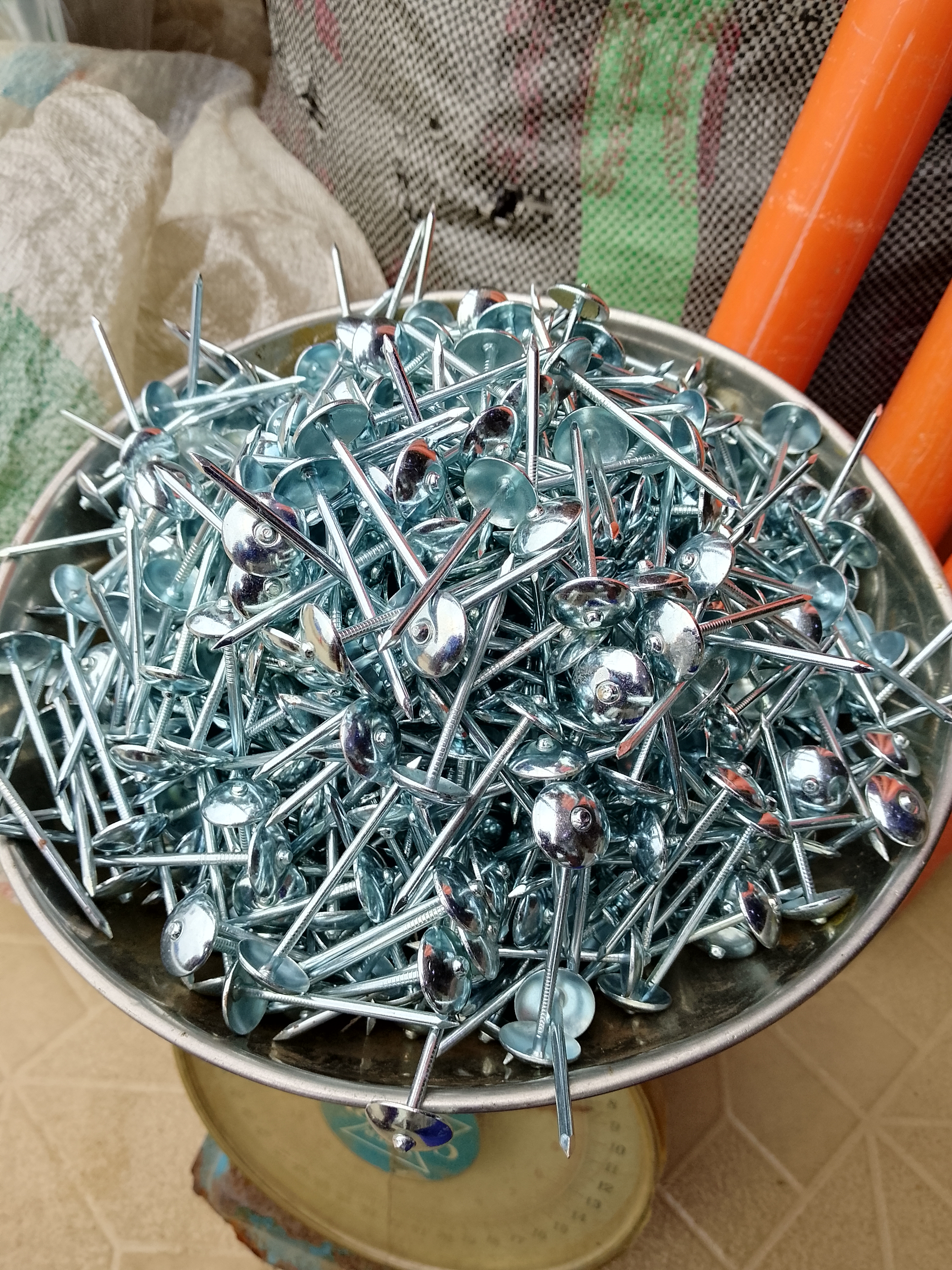 Roofing Nail 2" Zinc Nail